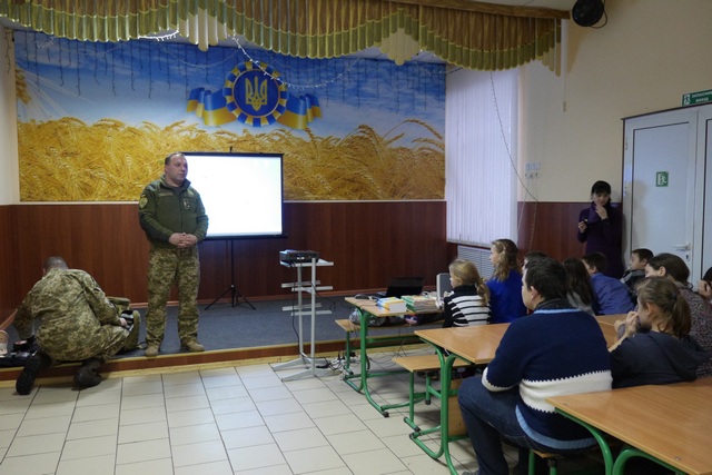 Зустріч в школі для особливих дітей у Харкові